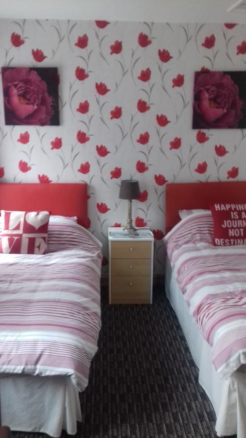 Amber Lodge Guest House Great Yarmouth Esterno foto