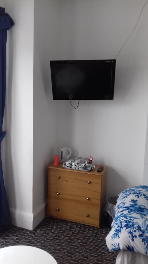 Amber Lodge Guest House Great Yarmouth Esterno foto