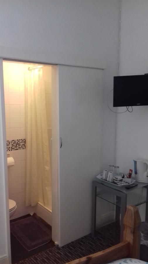 Amber Lodge Guest House Great Yarmouth Esterno foto