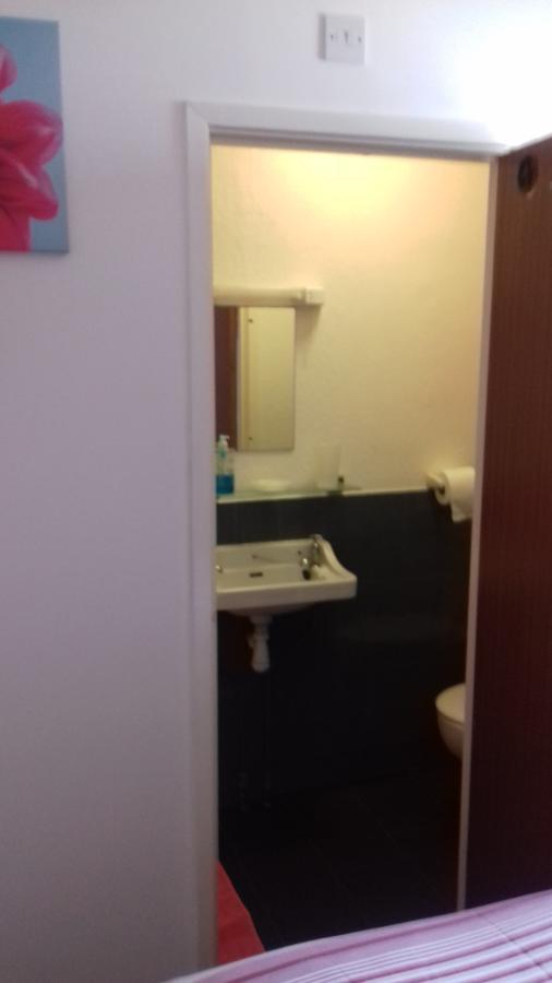 Amber Lodge Guest House Great Yarmouth Esterno foto